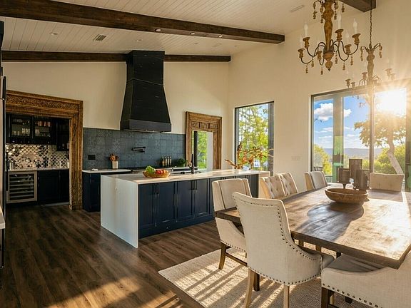 3rd image of 252 Chat Holley Rd