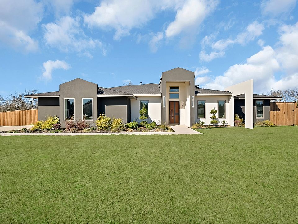 1st image of 309 Whispering Way