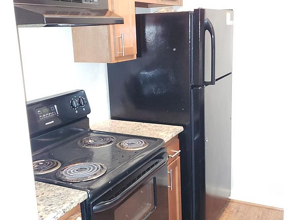 2nd image of 4213 Norbourne Blvd