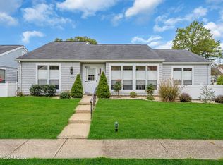 835B Liverpool Cir, Manchester, NJ 08759