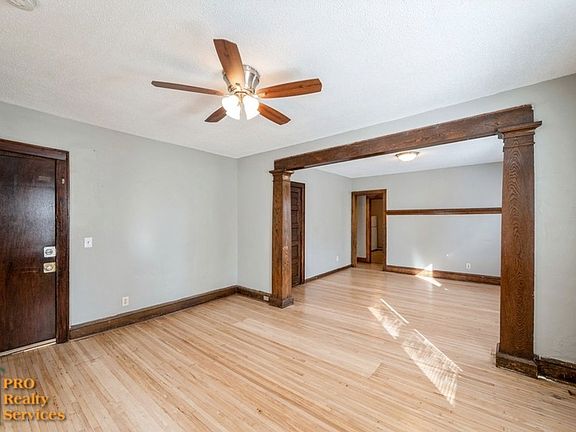 3rd image of 3835 5th Ave S APT 4