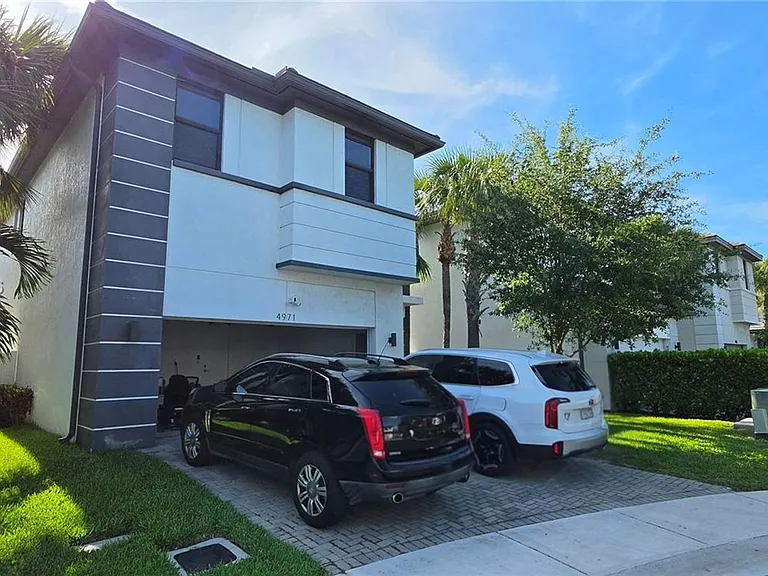 4971 Whispering Way #4971 — Photo 45