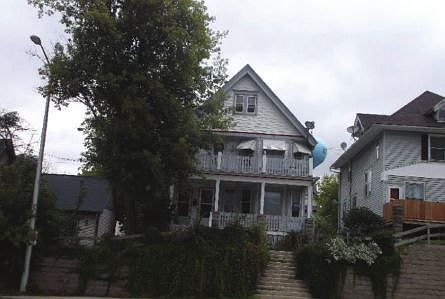 2nd image of 1022 W Washington St