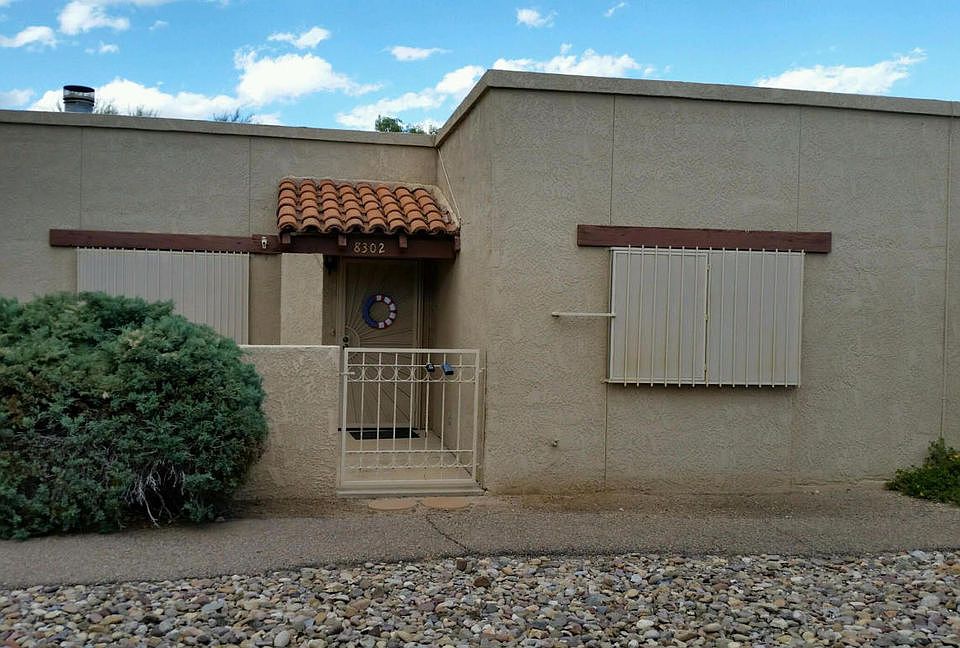 1st image of 8302 E Calle Orilla