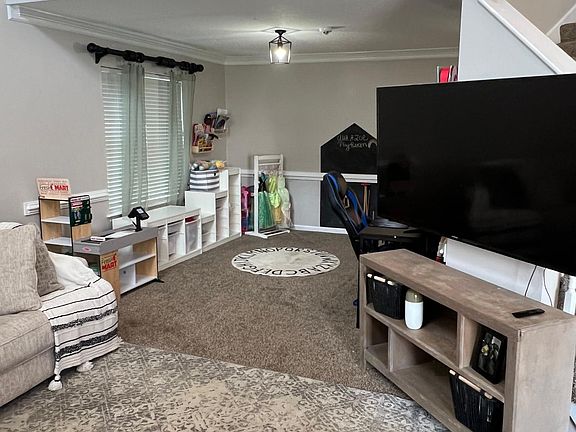 5th image of 2410 Burford Ln