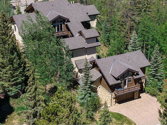 4th image of 4920 Juniper Ln