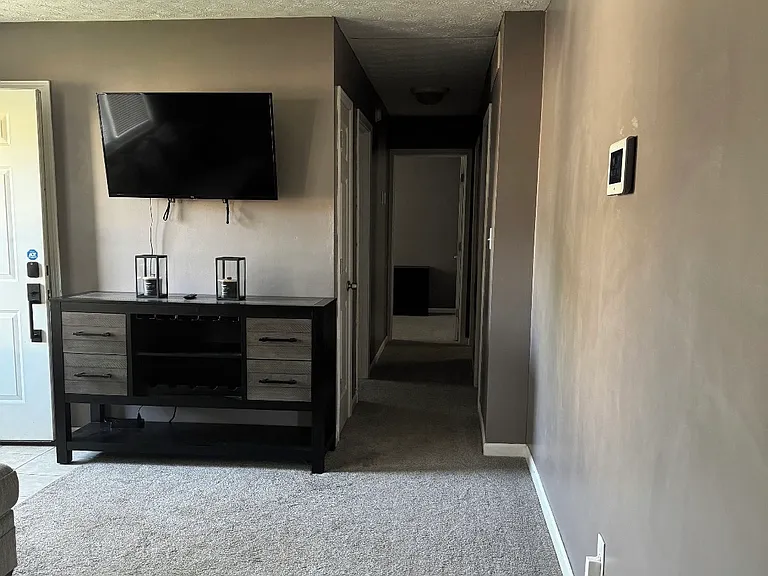 1 Harbor Ct — Photo 24