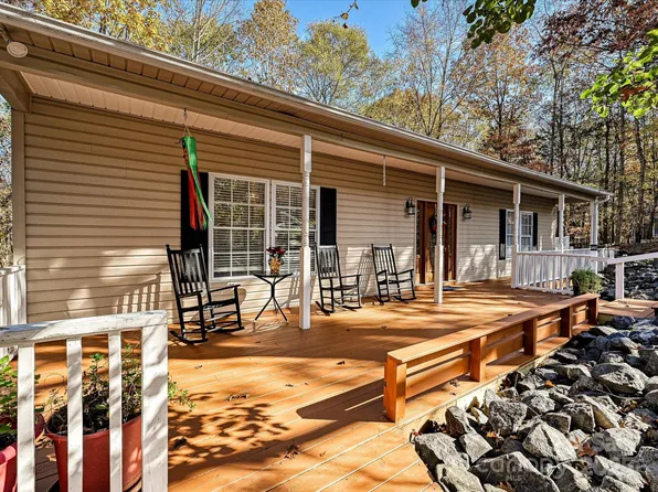 25040 Timberlake Dr, Tega Cay, SC 29708