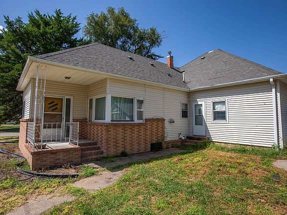 3rd image of 1202 O St