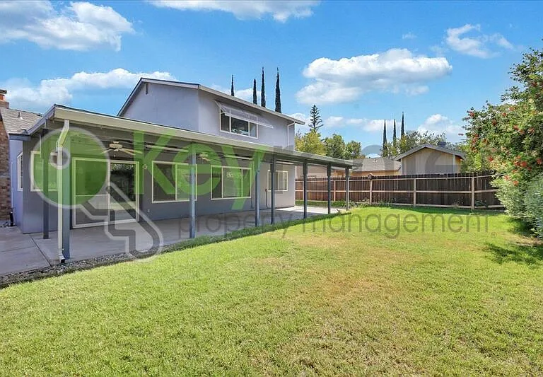 7005 Woodside Dr — Photo 35