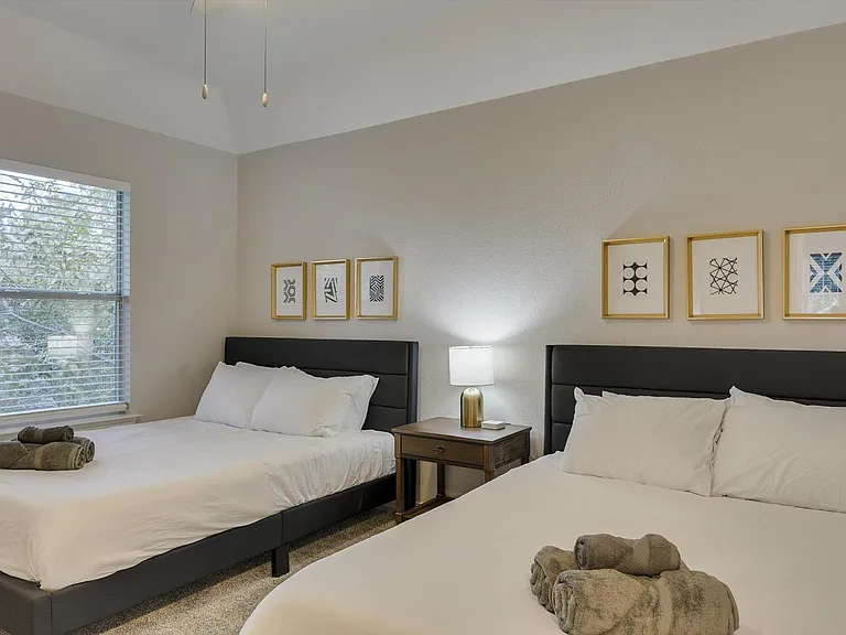 2313 Kingsley Dr — Photo 31