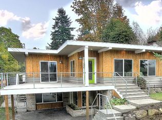 9840 26th Ave SW, Seattle, WA 98106