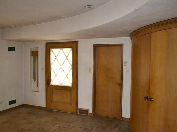 4th image of 10407 S Hoyne Ave