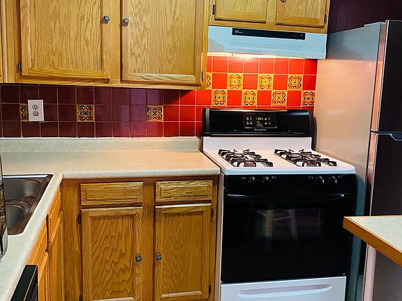 4th image of 2618 Redcoat Dr #183-1B