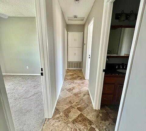 5th image of 15714 Greenrock Ave