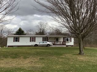 8565 Gulf Rd, North East, PA 16428