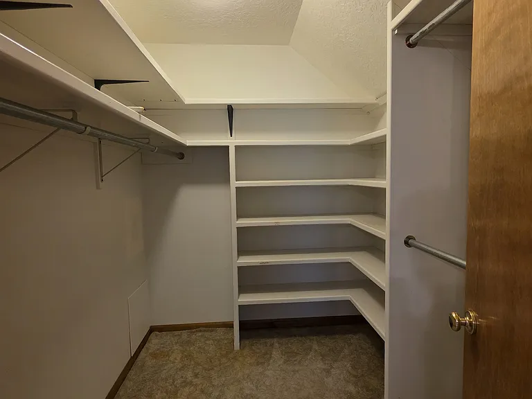 203 Del Rio Rd — Photo 17