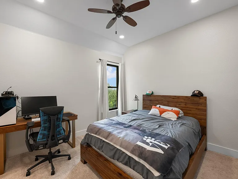 4518 Diamante Dr — Photo 30