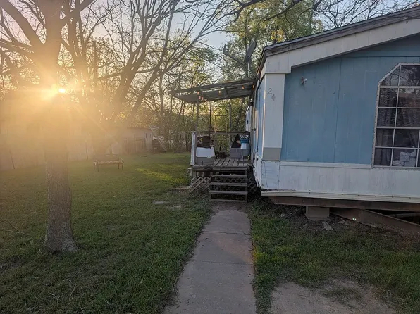 13708 Long Meadow Dr, Pflugerville, TX 78660