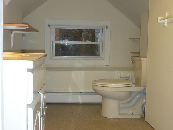 5th image of 22 Prince St Floor 3-6