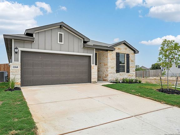 2nd image of 11568 Mustang Grove
