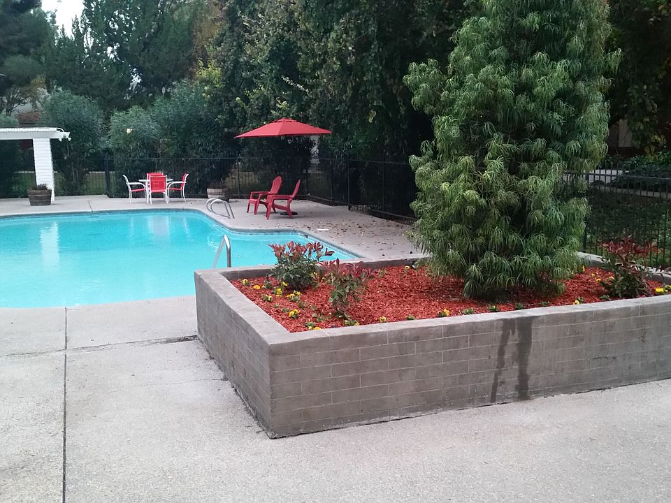 2nd image of 470 S Clovis Ave APT 104