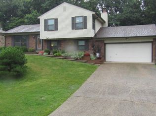 12010 Springmeadow Ln, Goshen, KY 40026