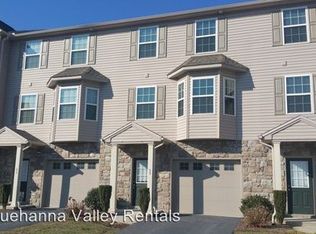 55 Crooked Dr, Enola, PA