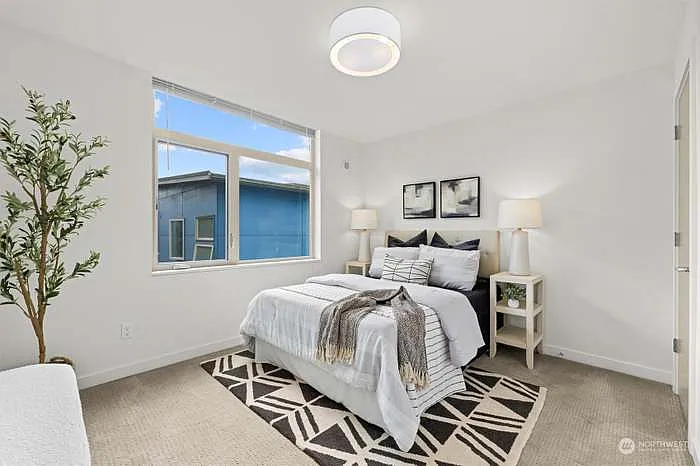 3 bed, 1530 sqft, $1,300 — Photo 2