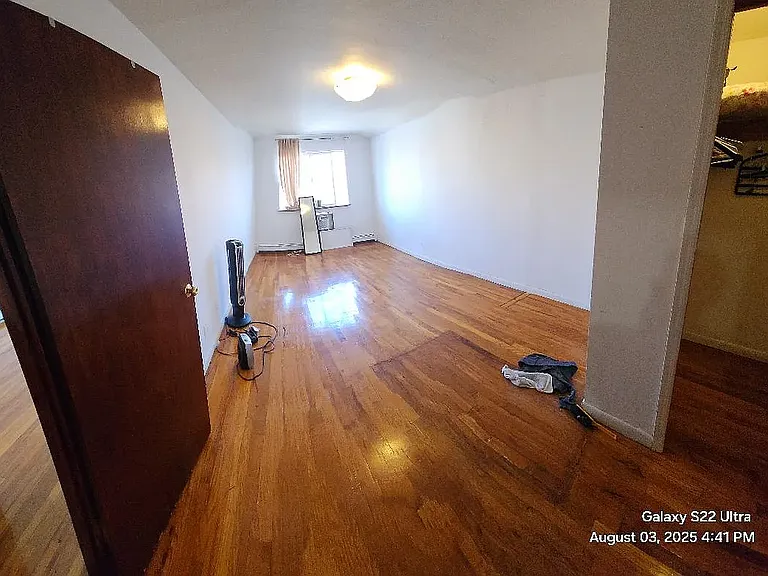 31-20 47th St #3 — Photo 9