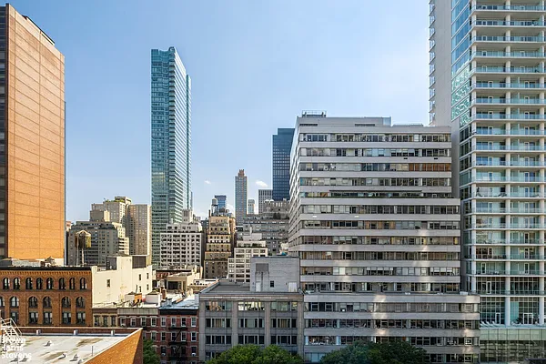 Rented by Brown Harris Stevens | media 6