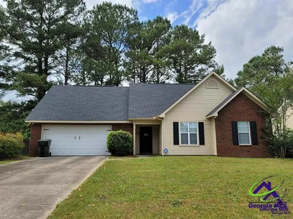 204 Park Ln, Warner Robins, GA 31093