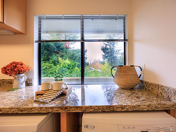 5th image of 720 Petaluma Boulevard S #30