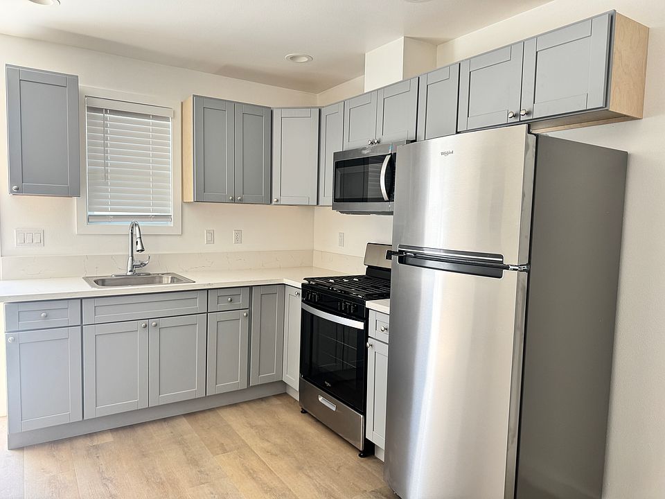 1st image of 1327 E Kingsley Ave #B