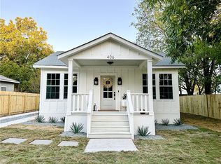 406 Annie St, Taylor, TX 76574