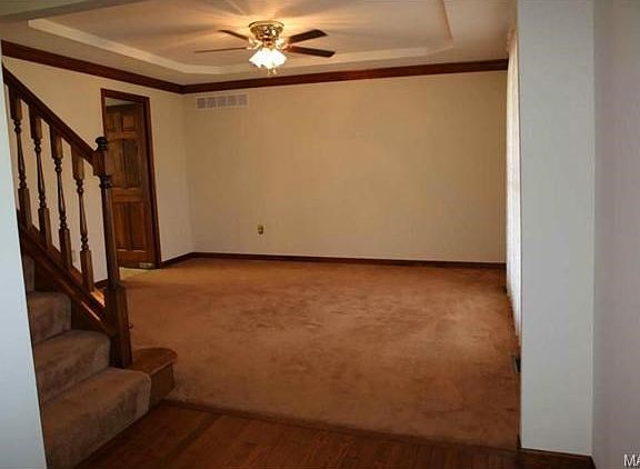 3rd image of 3984 Triple Crown Dr