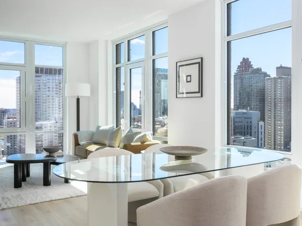 356 East 78th Street 12B image 3 of 12