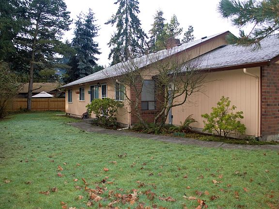 3rd image of 14317 NE 16th St