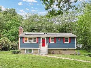 29 School St, Newbury, MA 01922