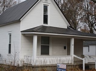 407 W Columbia St, Flora, IN 46929