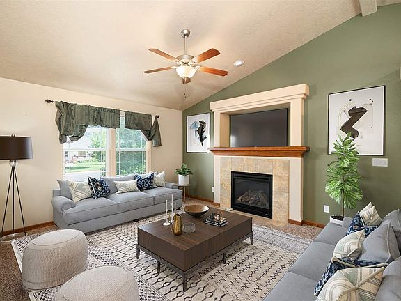 2nd image of 1009 Golden Hills Dr