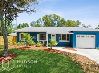 1100 Windsor Hill Way, Tarpon Springs, FL 34689