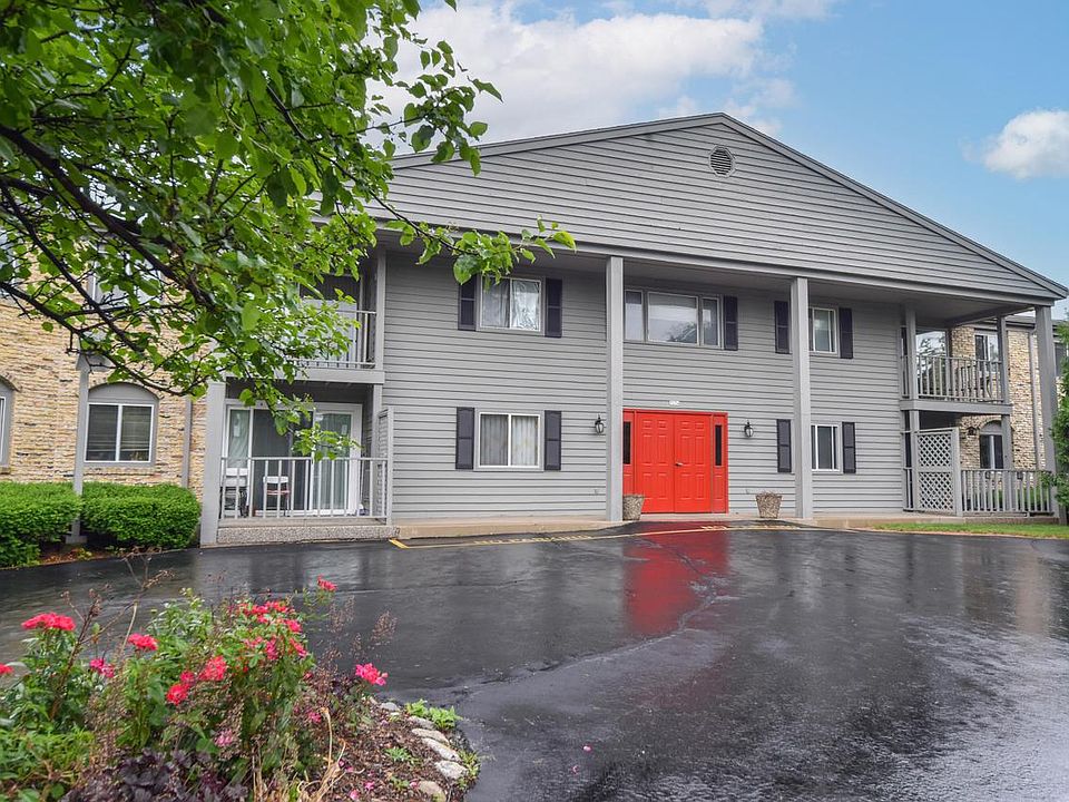 1st image of 7234 N Green Bay AVENUE #105