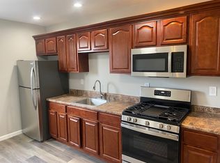 213 N Clinton St APT 1, East Orange, NJ 07017