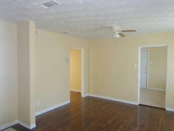 2nd image of 2943 Frio Dr