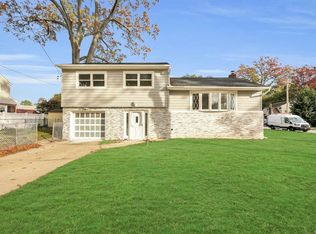 1615 Berkeley Ave, Baldwin, NY 11510