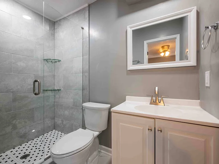 8126 Sable Woods Dr N — Photo 3