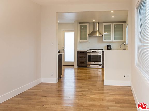 5th image of 3296 Keeshen Dr