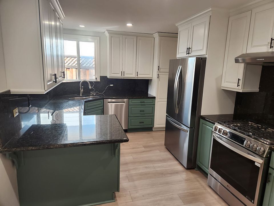 2nd image of 1722 Virginia Ave