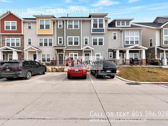 2nd image of 323 N 725 E